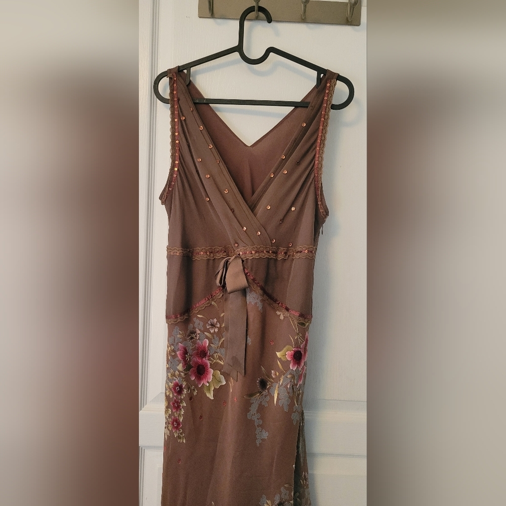Womens Brown Floral Embroidered V-Neck Dress